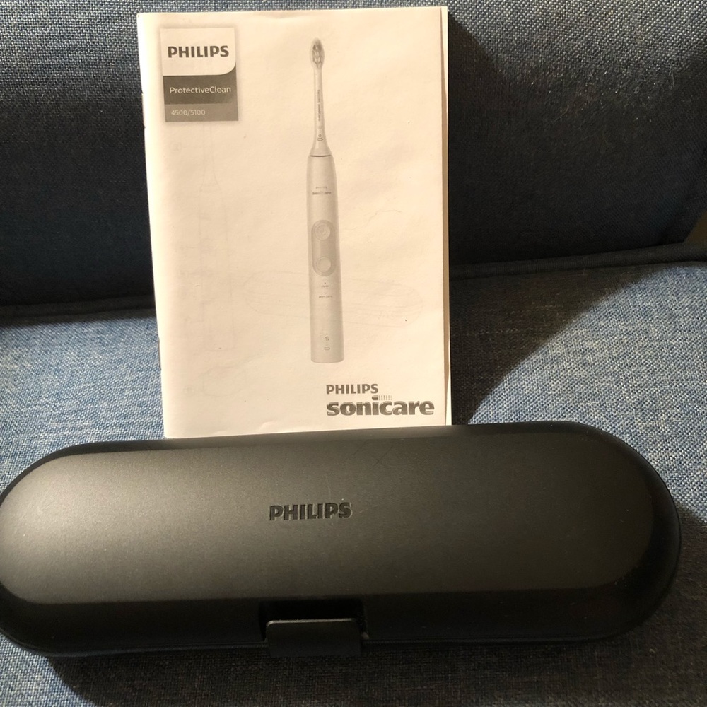 Philips Sonicare ProtectiveClean 5100 Electric Toothbrush. No original box